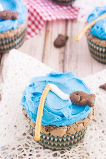 Goin' Fishing Brownie Cupcakes |25+ Cupcake Recipes