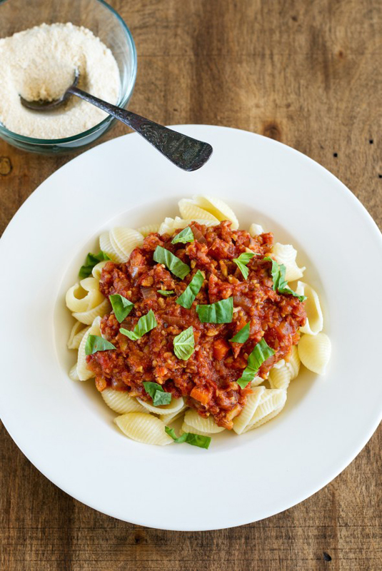 Pasta Shells with Chickpea Meat sauce | 25+ Chickpea Recipes