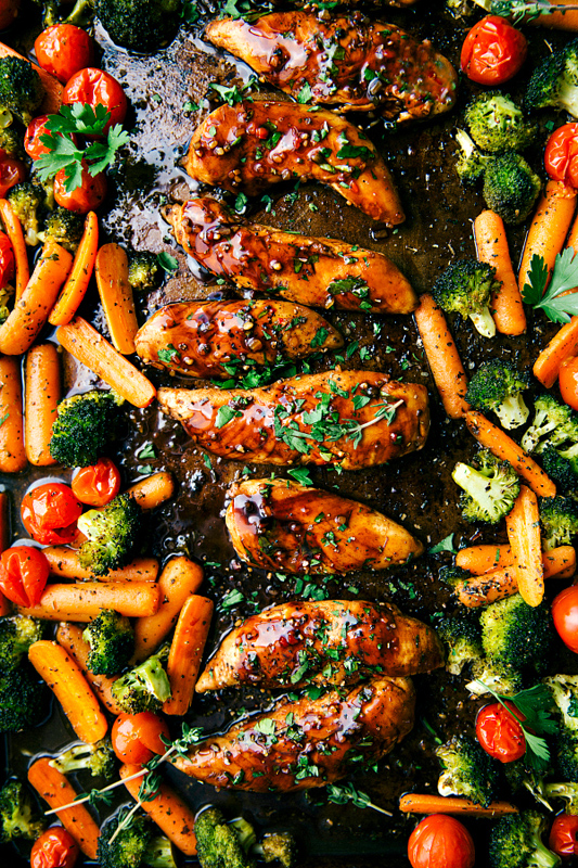 Balsamic Chicken & Veggies | 25+ Sheet Pan Dinner Recipes
