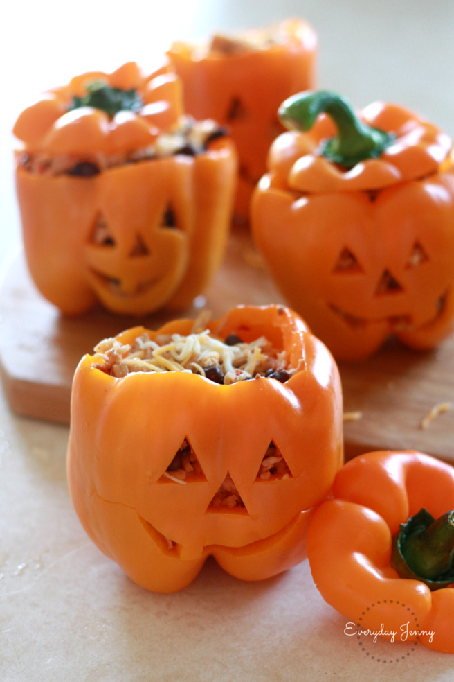  Shredded Chicken and Rice Stuffed Peppers (Halloween Style) | 25+ Healthy Halloween Food