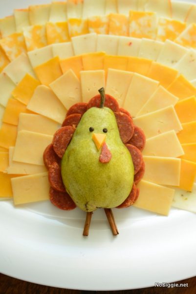 Thanksgiving Turkey Cheese platter | NoBiggie.net