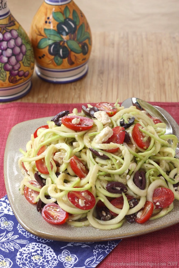 Zucchini Noodles Zoodles Greek Salad |25+ Zoodle Recipes
