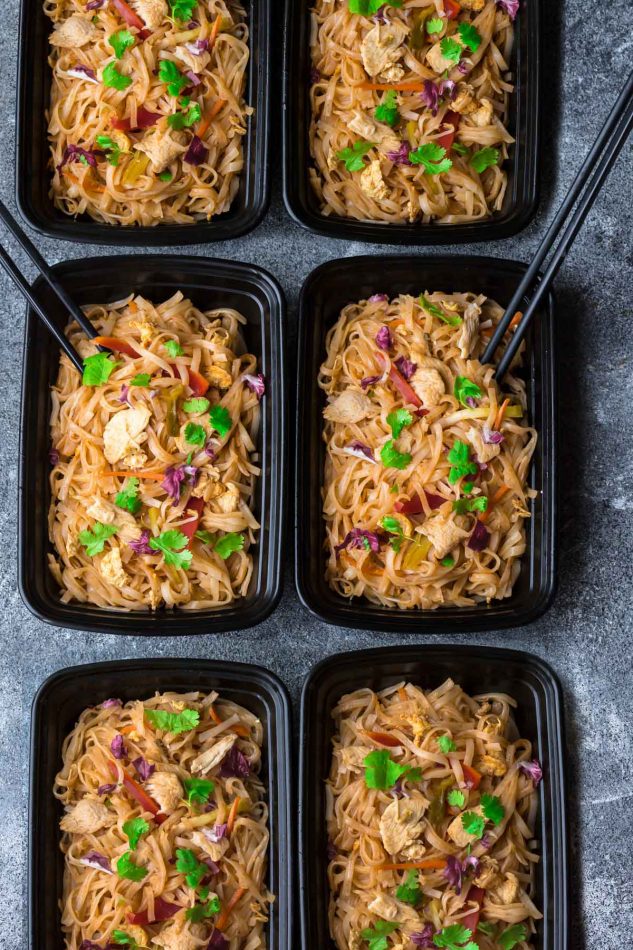 Chicken Pad Thai | 25+ healthy meal prep ideas