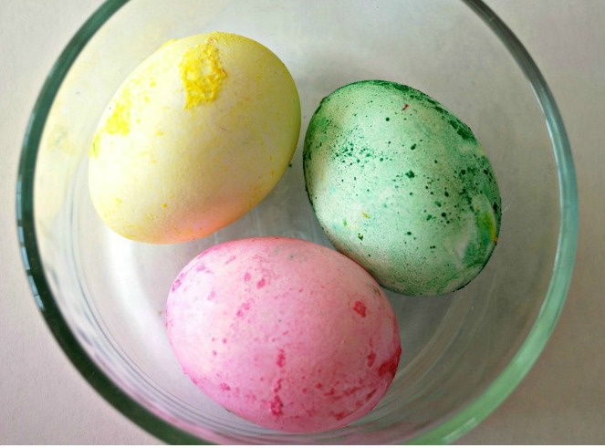 Baking Soda Easter Eggs | 25+ Ways To Use Baking Soda
