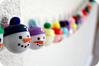 Snowman Advent Garland | 25+ MORE Christmas Advent Calendars