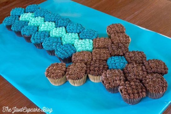 Minecraft Sword Cupcake Cake | 25+ Cupcake Birthday Cake Ideas