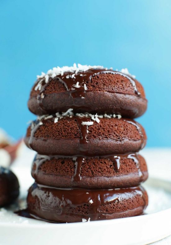 30 Minute Vegan Chocolate Donut | 25+ Donut Recipes