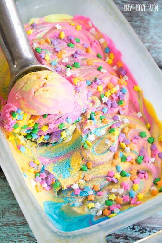 Unicorn Ice Cream | 25+ Unicorn Party Ideas