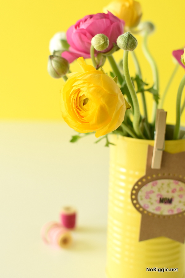 yellow can for easy floral vase | 25+ May Day ideas