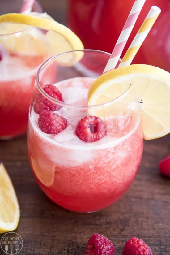 Raspberry Lemonade | 25+ Lemonade Stand Ideas