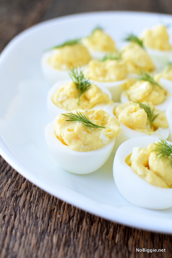 classic deviled eggs with fresh dill