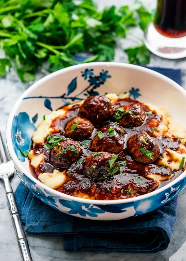 Stout Meatballs with BBQ Sauce | 25+ Meatball Recipes