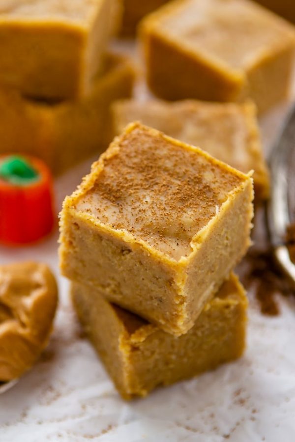 Peanut Butter Pumpkin Fudge | 25+ Holiday Fudge Recipes