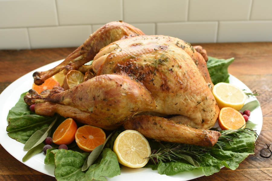 How to roast a juicy turkey with crispy skin
