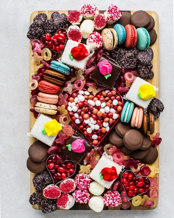 Dessert Charcuterie Board | 25+ Valentine's Day Charcuterie Boards