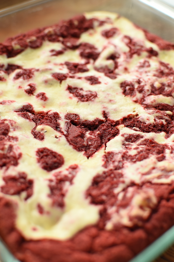 easy red velvet cheesecake brownies | NoBiggie.net