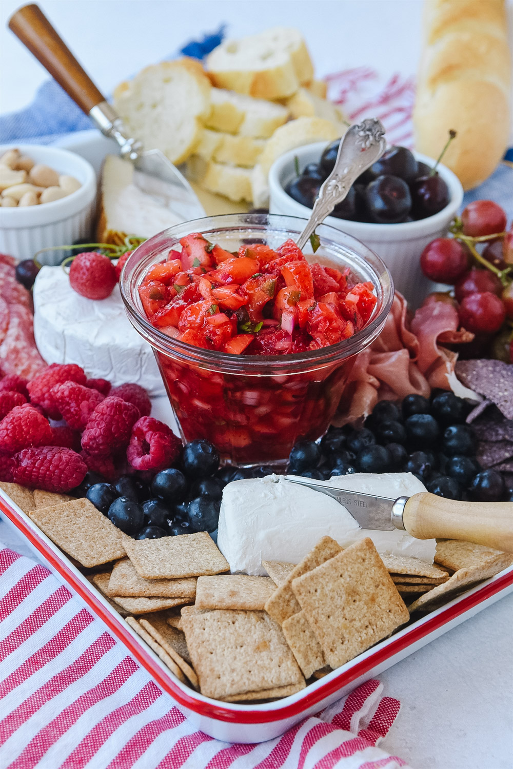 4th of July Appetizer Charcuterie Board | Patriotic Charcuterie Boards