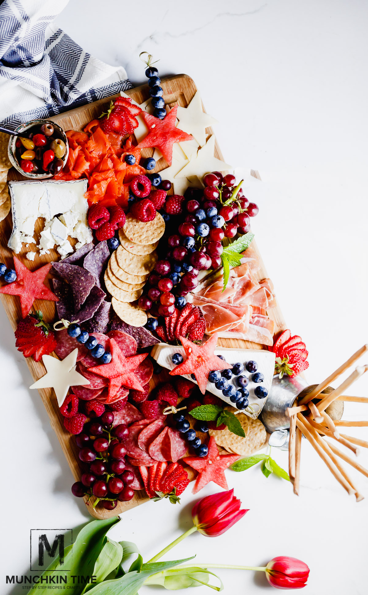 Memorial Day Cheese Platter | Patriotic Charcuterie Boards