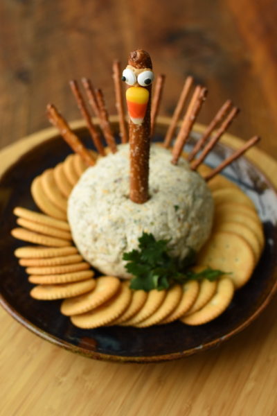 Thanksgiving Turkey Cheeseball | NoBiggie