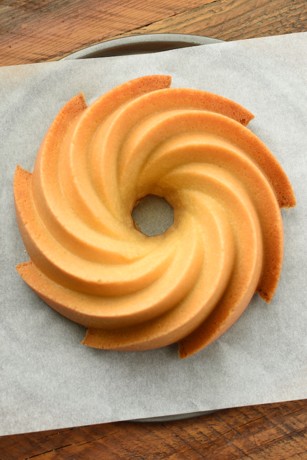 bundt cake for strawberry shortcake | NoBiggie.net