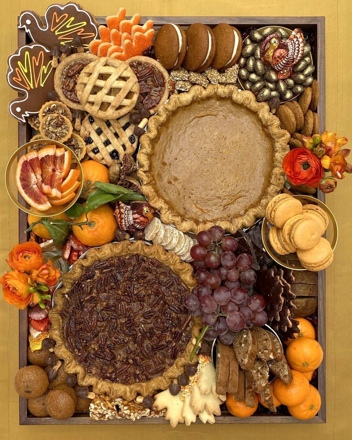Thanksgiving dessert board | Thanksgiving Charcuterie Boards