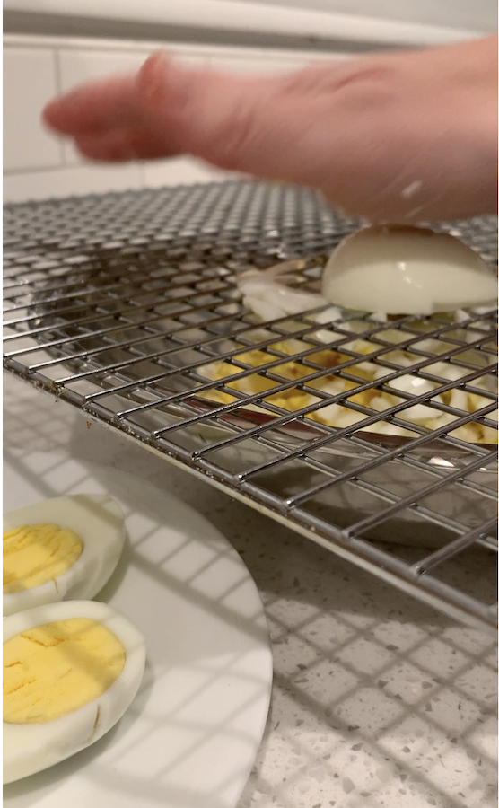 how to chop hard boiled eggs fast | NoBiggie.net